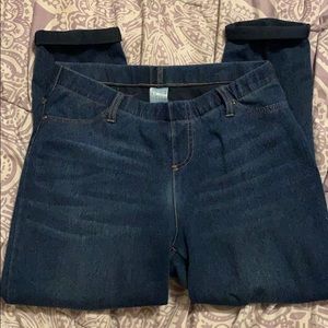 Dark blue jegging capris